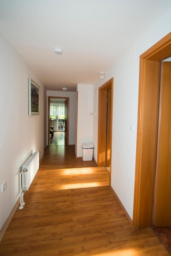 Apartma Kosnik Perunika 博希尼 外观 照片