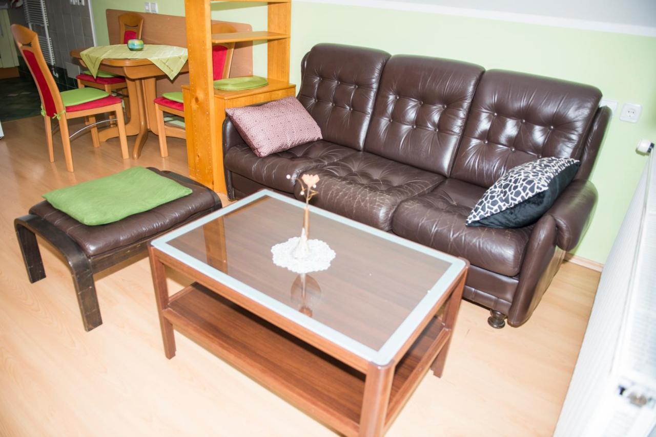 Apartma Kosnik Perunika 博希尼 外观 照片